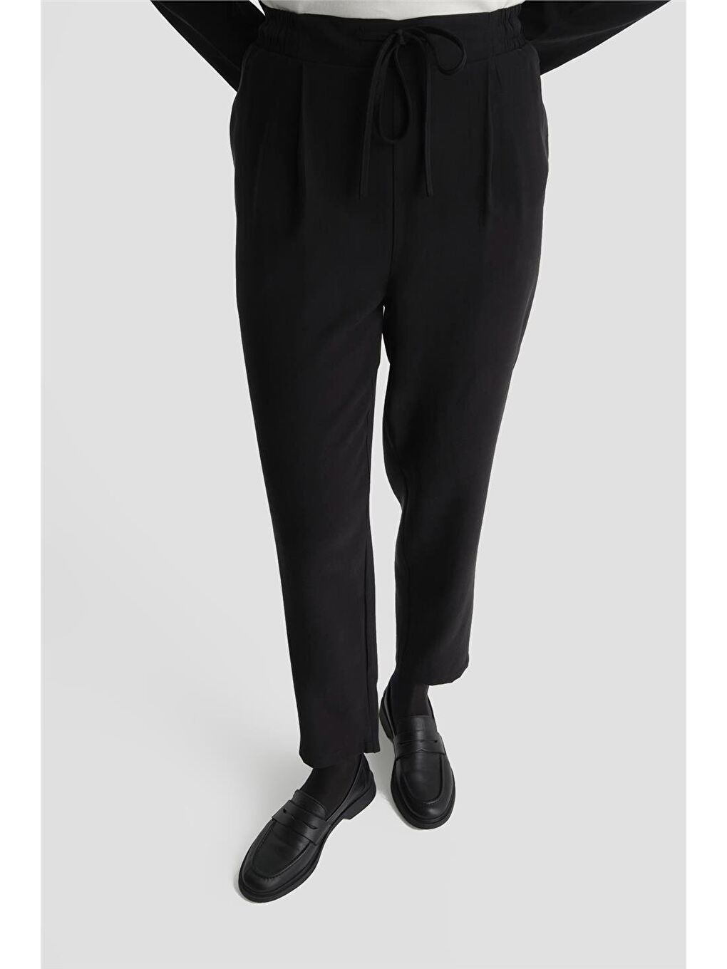 Kemer Detaylı Takım Siyah-4