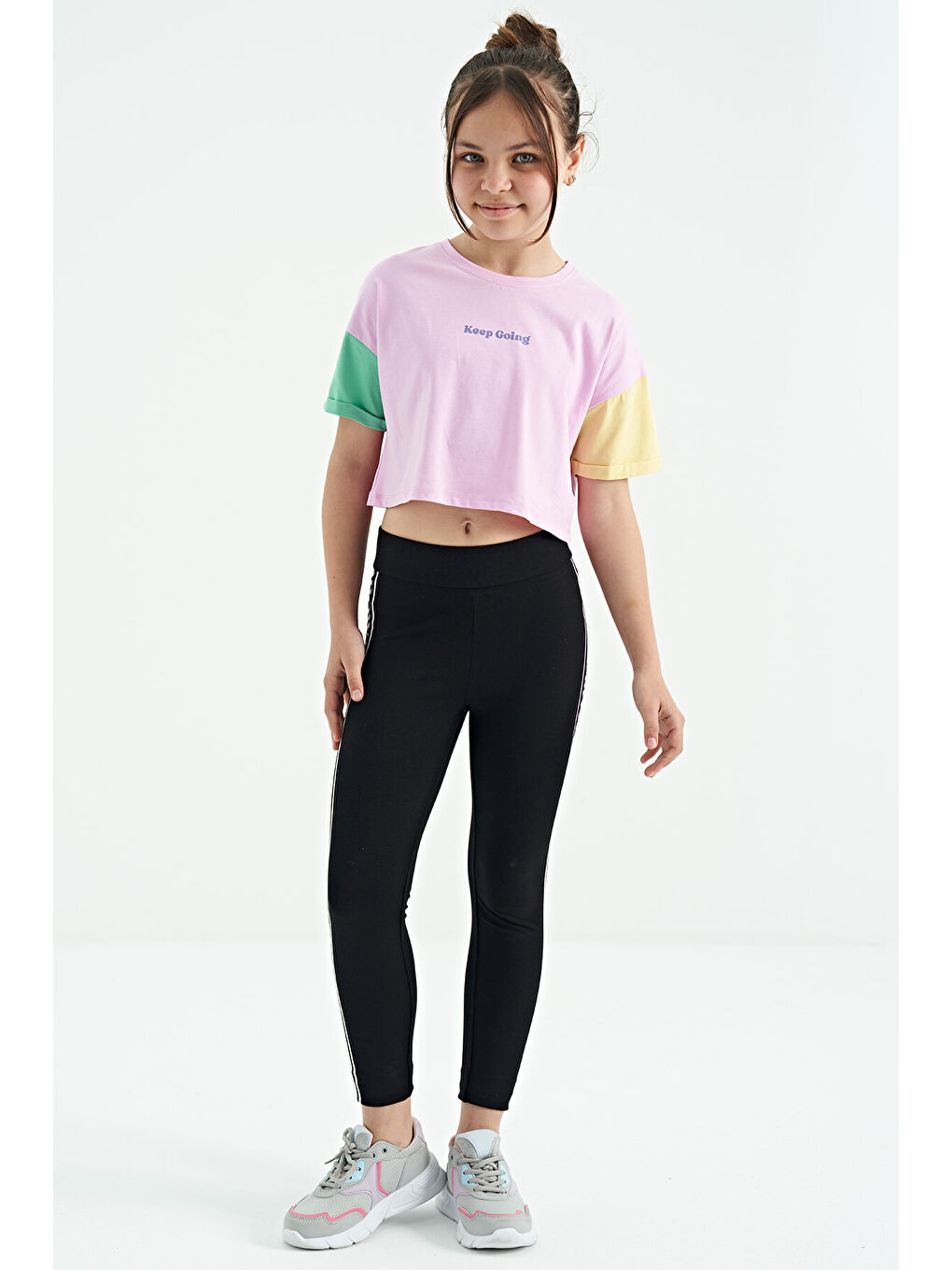 Pembe Yazı Baskılı O Yaka Düşük Omuzlu Oversize Kız Çocuk Tişört - 75130-6