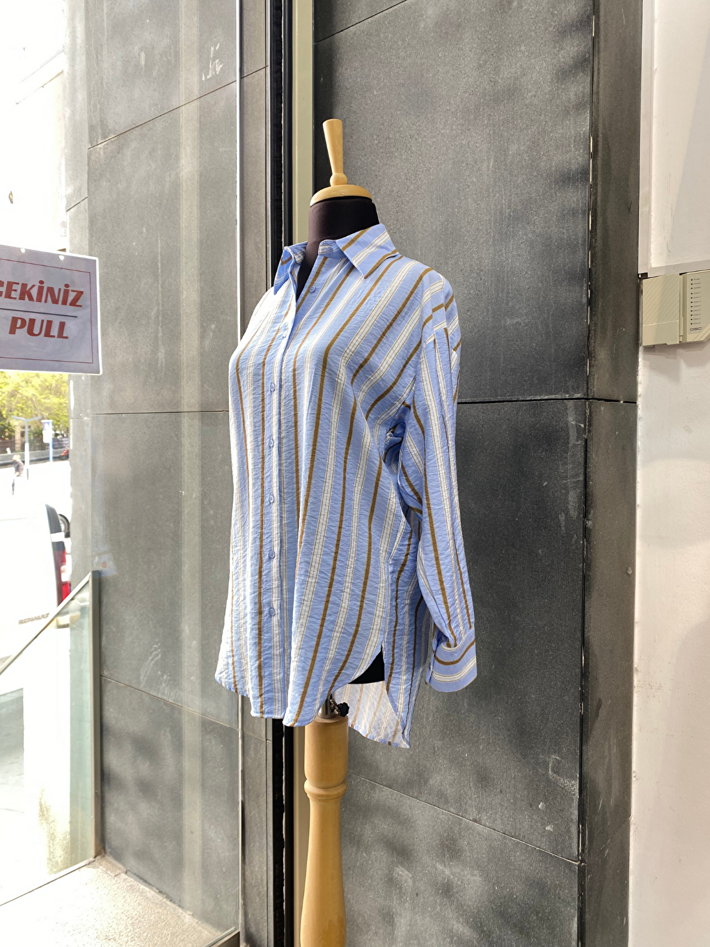 Mavi Oversize Çizgili Uzun Kadın Gömleği-1