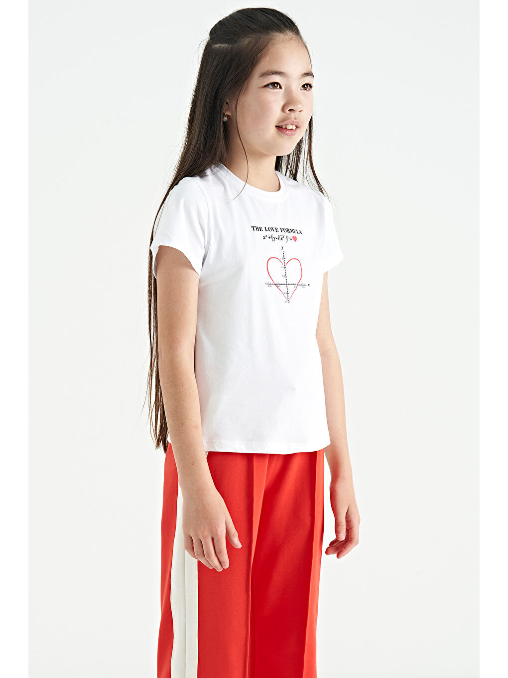 Beyaz O Yaka Baskı Detaylı Rahat Kalıp Kız Çocuk Tişört - 75129-6