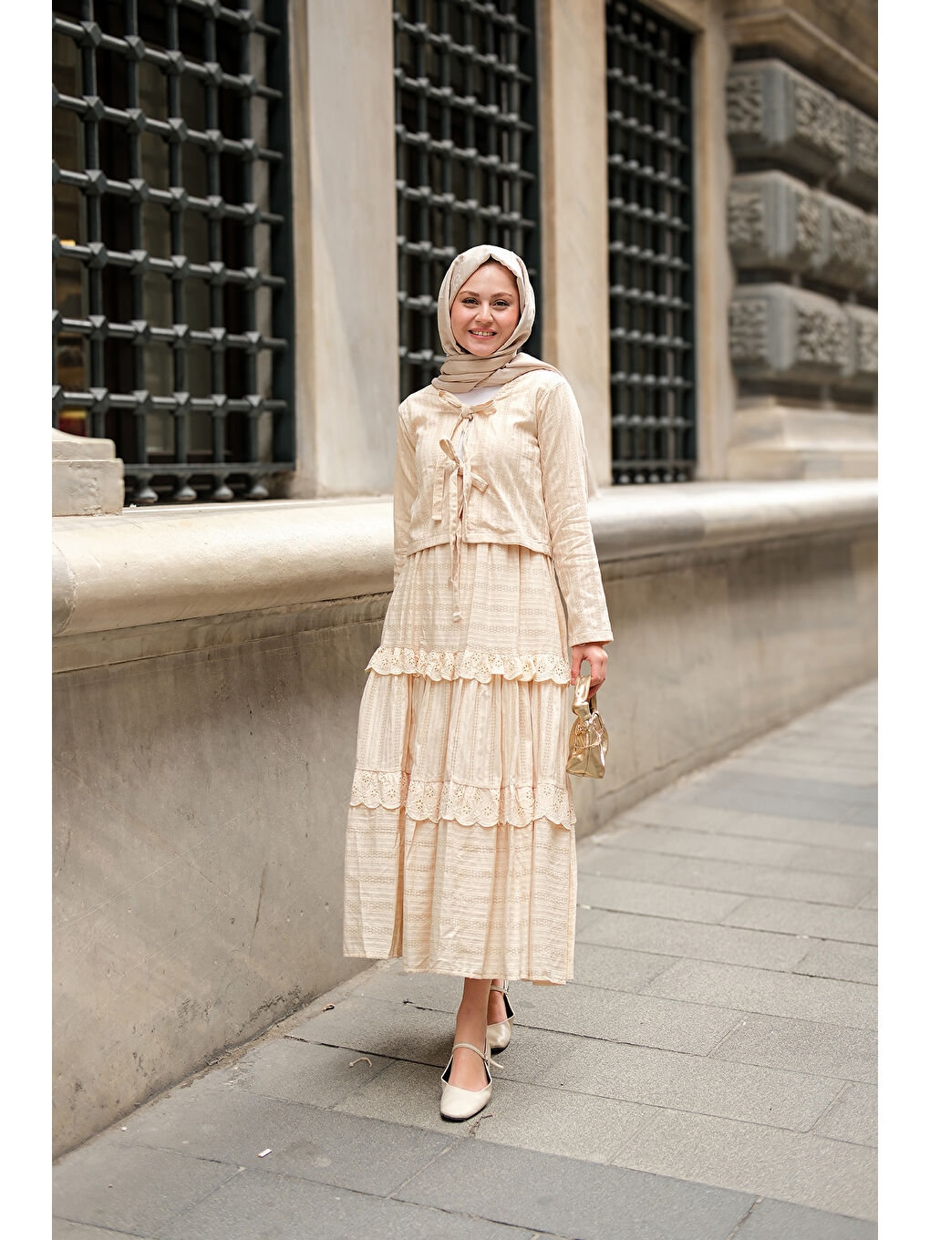 Ekru Kadın Önü Kurdale Detay Tesettür ikili Takım Krem-2