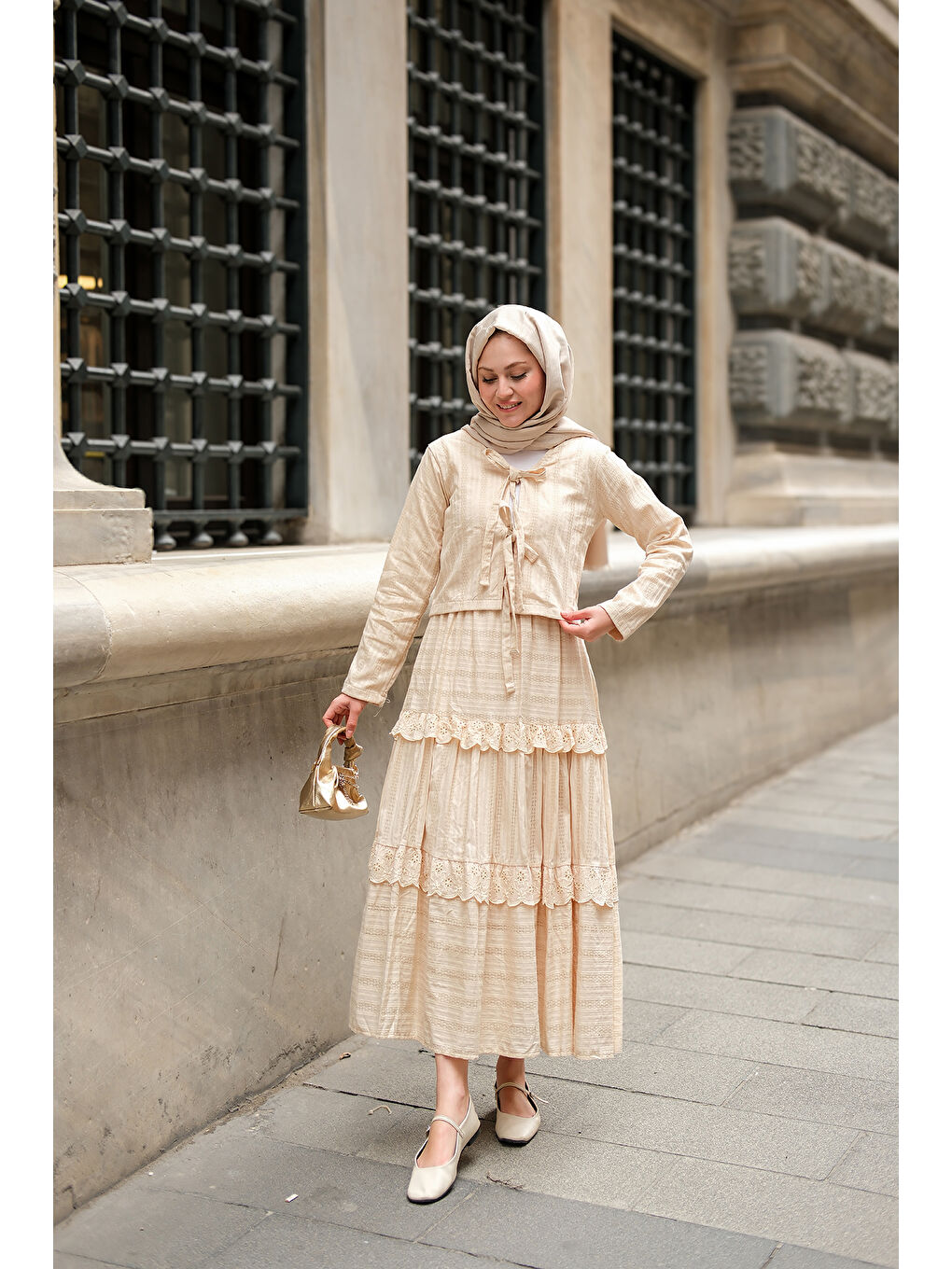 Ekru Kadın Önü Kurdale Detay Tesettür ikili Takım Krem-3