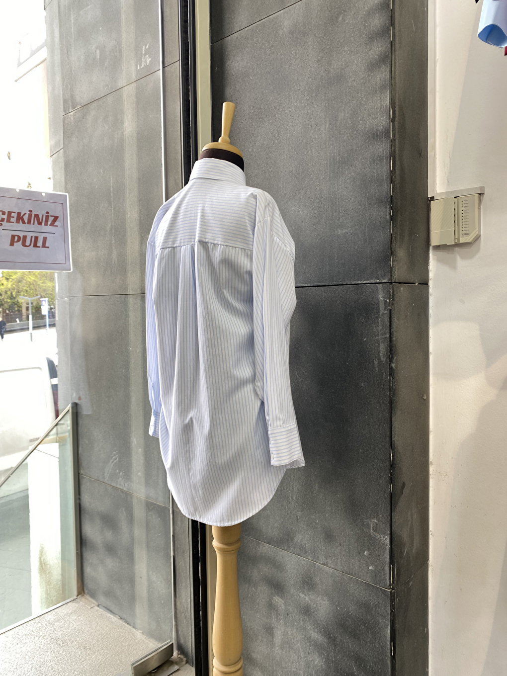 Mavi Çizgili Oversize Kadın Gömlek-4