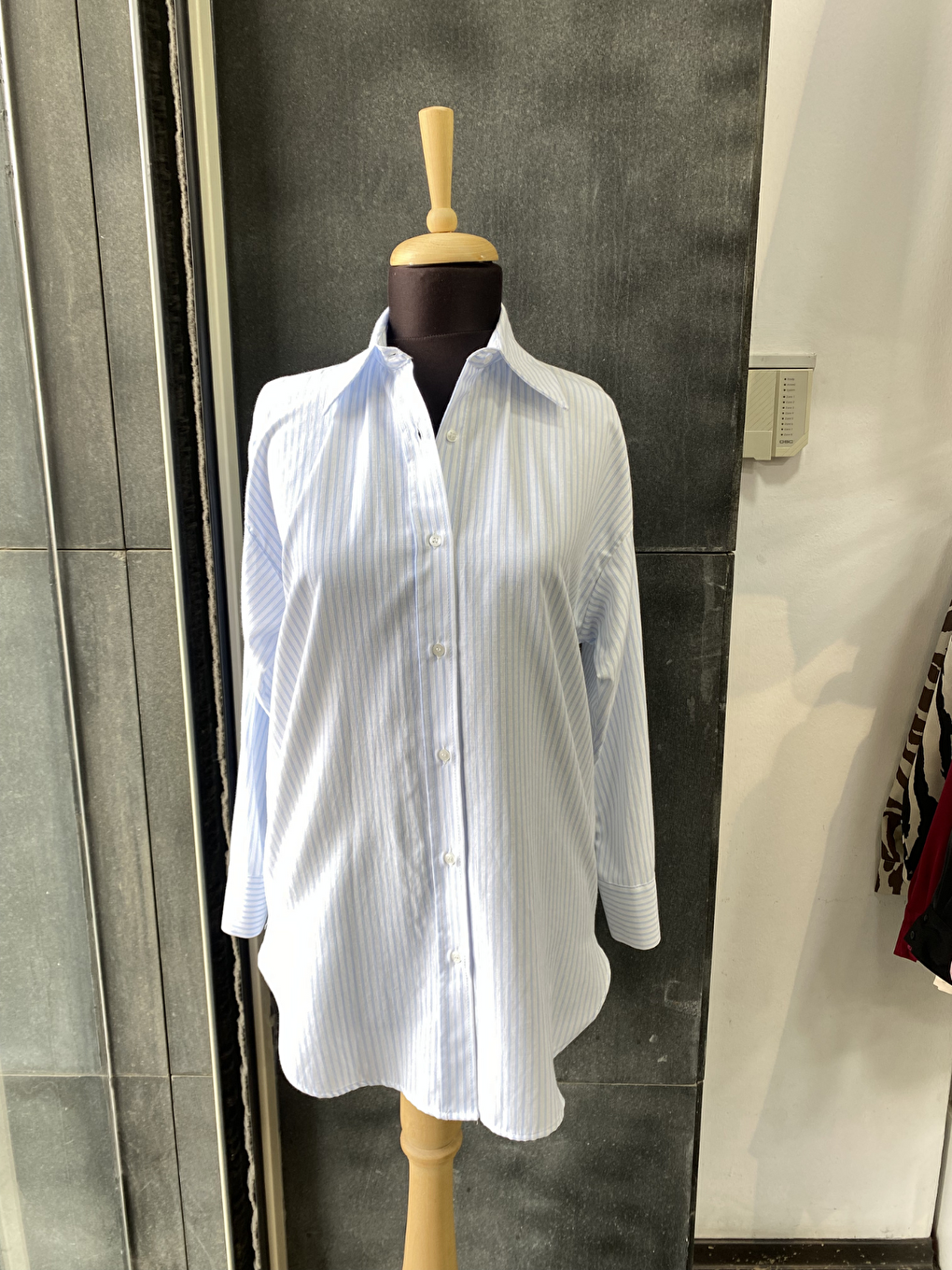 Mavi Çizgili Oversize Kadın Gömlek-5