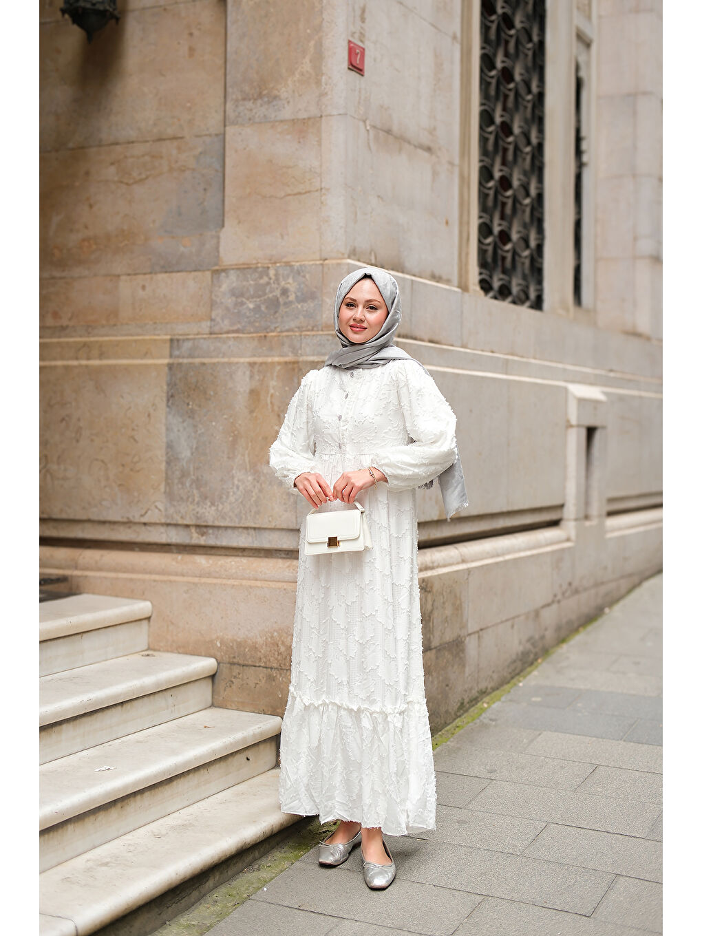 Kadın Düğme Detay Bisiklet Yaka Tesettür Elbise Beyaz-4