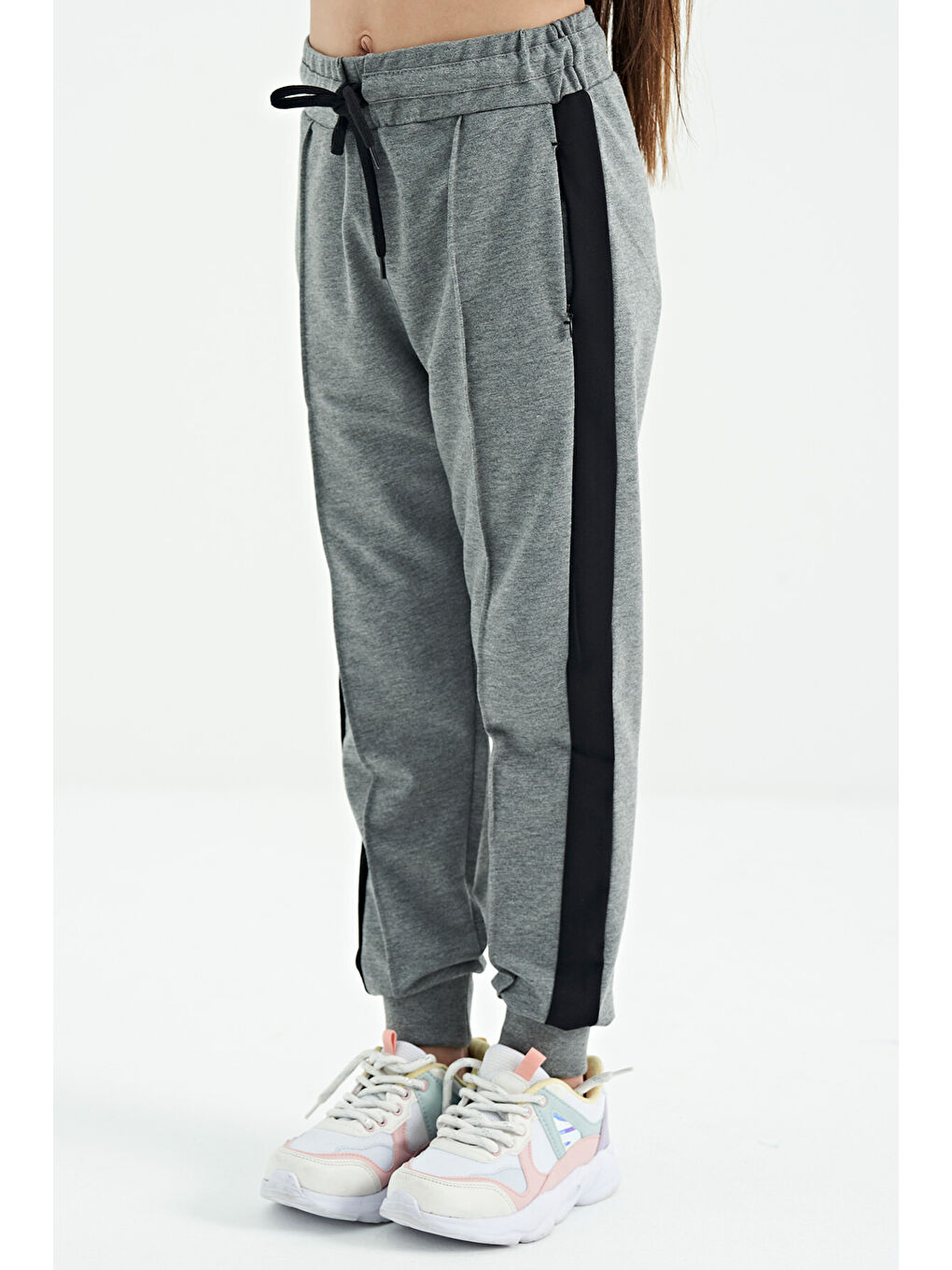 Gri Melanj Yan Bantlı Gizli Fermuar Cep Detaylı Jogger Kız Çocuk Eşofman Alt - 75122-8