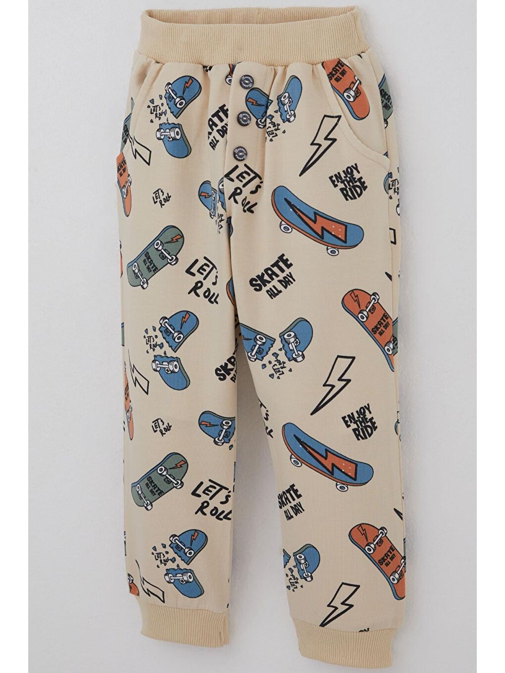 Ekru Erkek Çocuk Eşofman Altı Kaykay Zamanı Düğme Aksesuarlı Krem (2-6 Yaş)-2