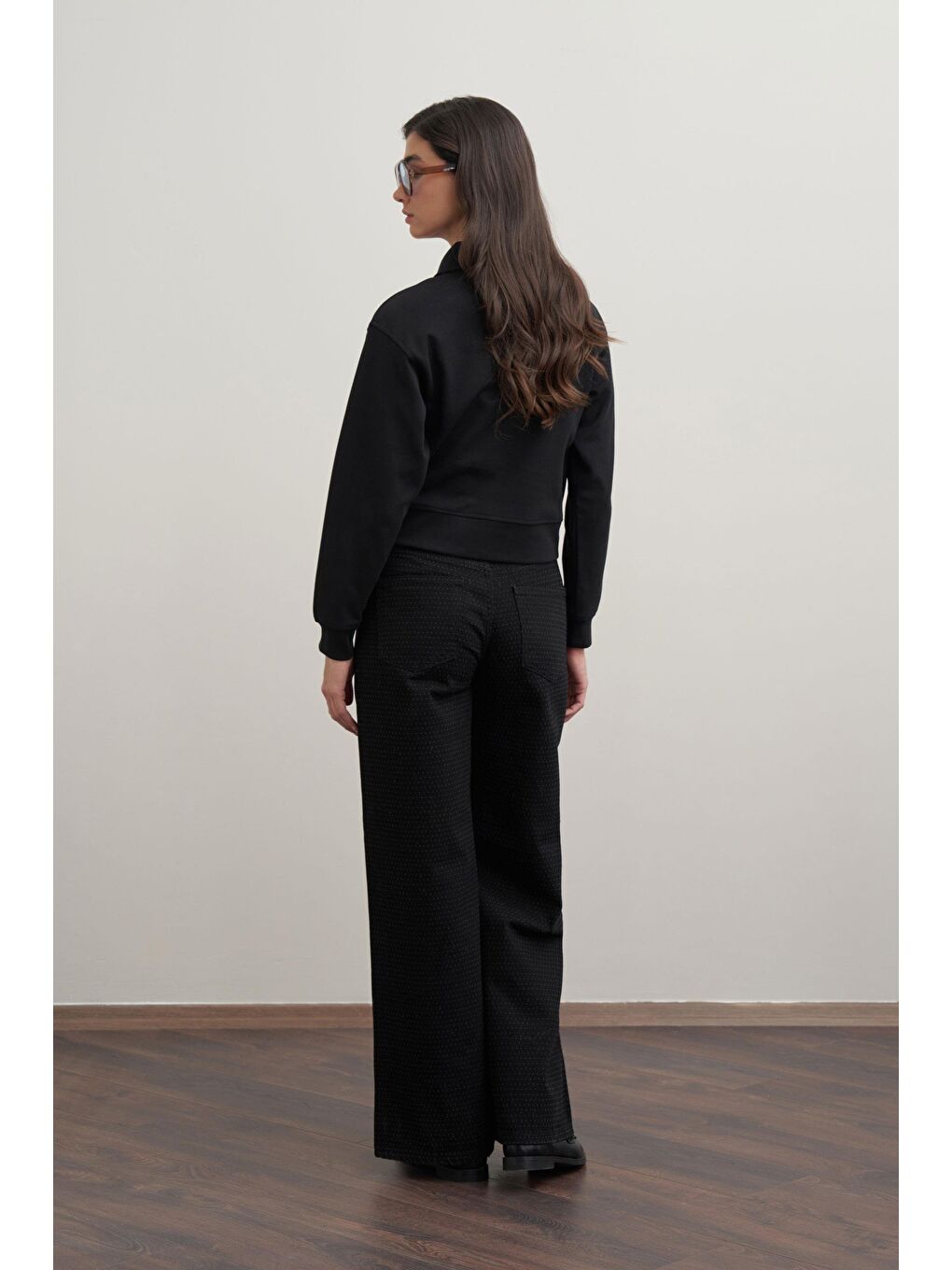 Siyah-Gömlek Yakalı İnterlok Sweatshırt-3