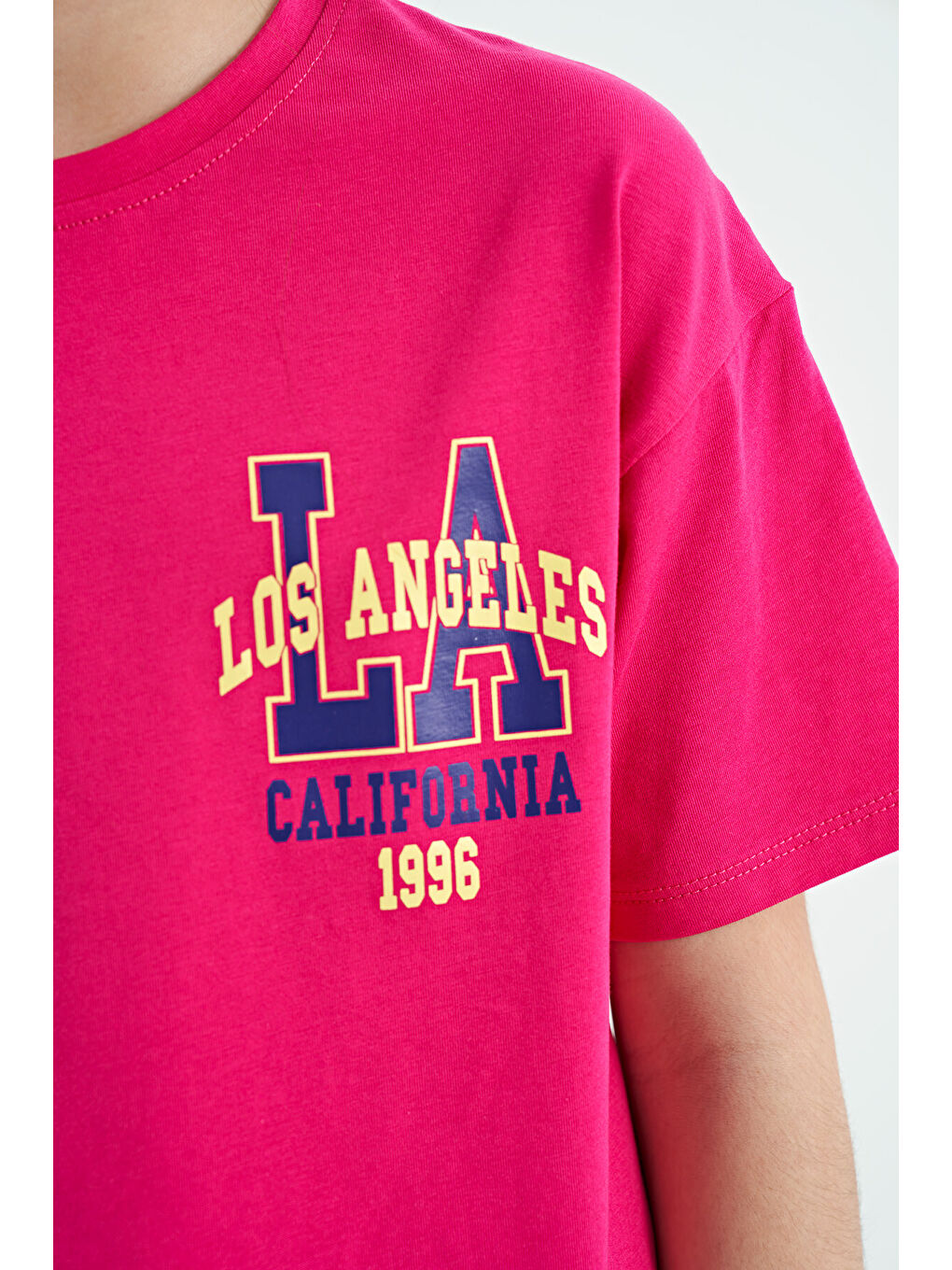 Fuşya Ön Arka Baskılı O Yaka Oversize Kısa Kollu Kız Çocuk Tişört - 75127-4