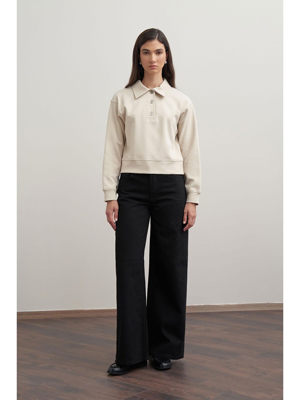 Bej Taş-Gömlek Yakalı İnterlok Sweatshırt-1