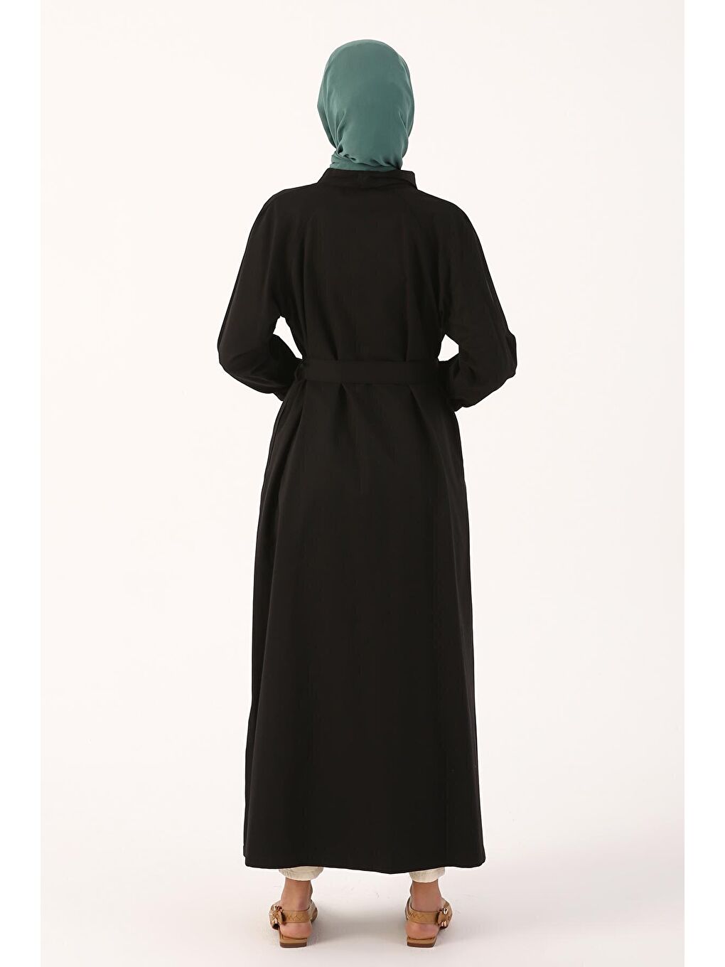 Siyah Rüzgarlık Parçalı Kuşaklı Fermuarlı Ferace-3