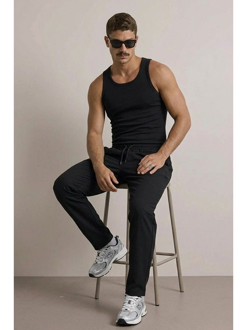 Erkek Basic Trend Bel Lastikli Siyah Bol Pantolon-1
