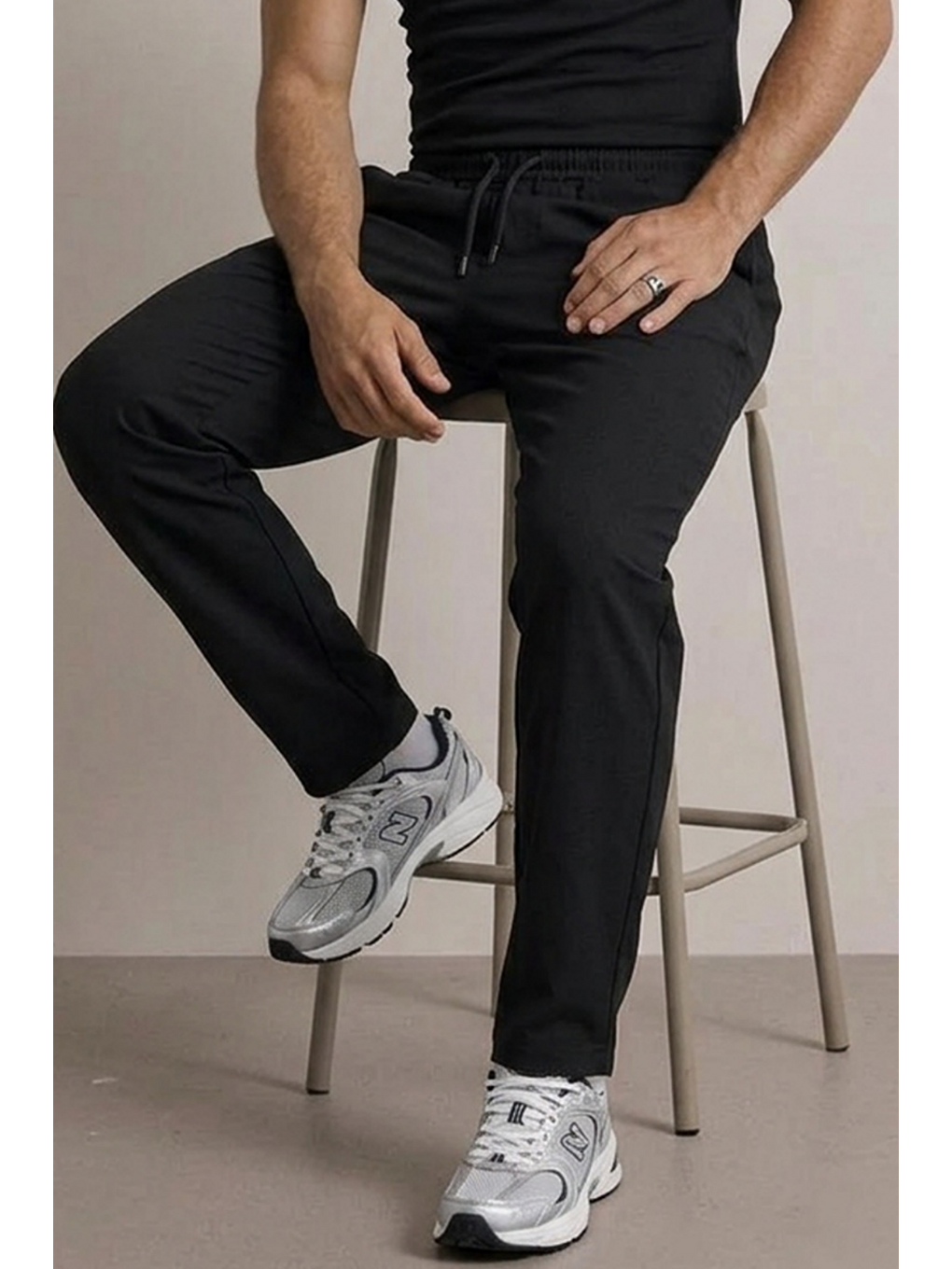 Erkek Basic Trend Bel Lastikli Siyah Bol Pantolon-5