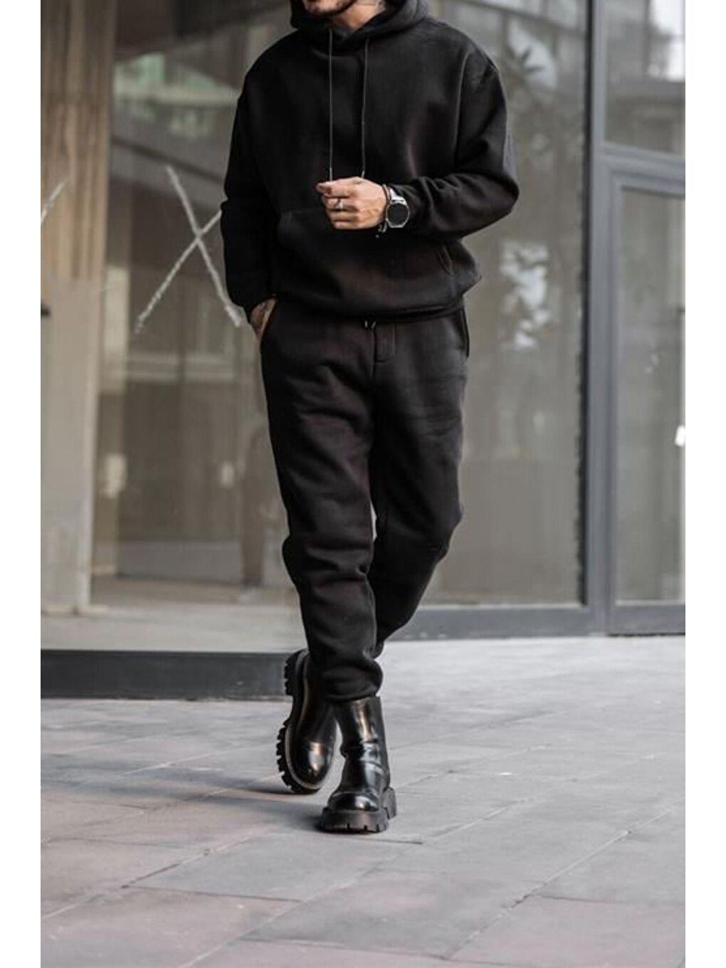 Siyah Erkek Regular Kapüşonlu Paçası Lastikli İçi Yumuşak Pamuklu Eşofman Takımı
