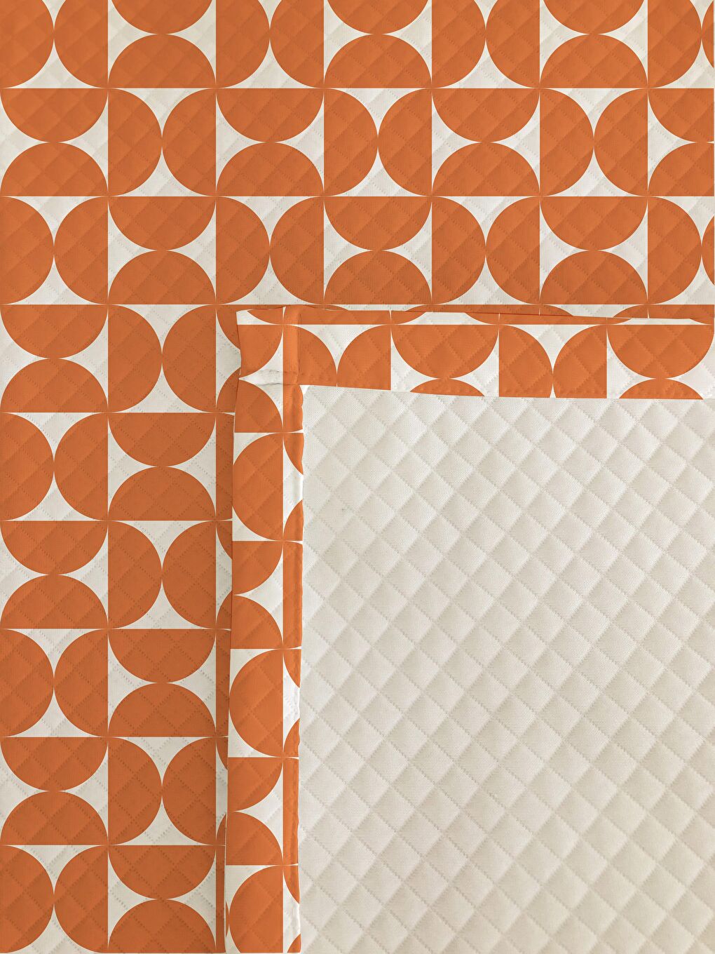 Karışık Desenli Çift Kişilik Baskılı Pike (200x220 Cm)-1