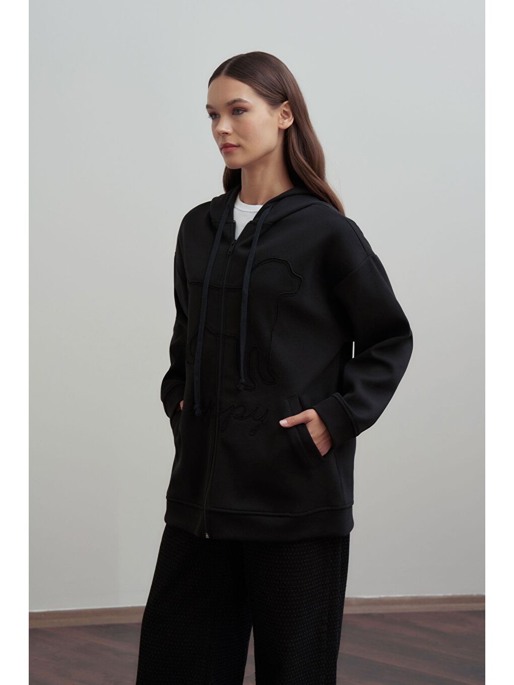 Siyah-Kanguru Cep Detaylı Sweatshirt-3