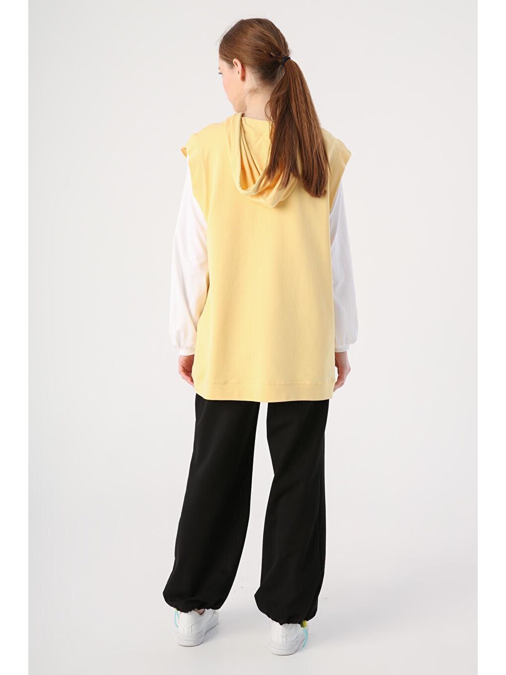 Açık Sarı Kapüşonlu Kanguru Cepli Sweat Süveter-3