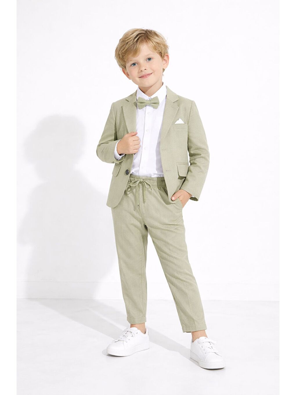 Yeşil Keten Ceket ve Pantolonlu Erkek Çocuk Papyonlu 4lü Takım Elbise 23522-2