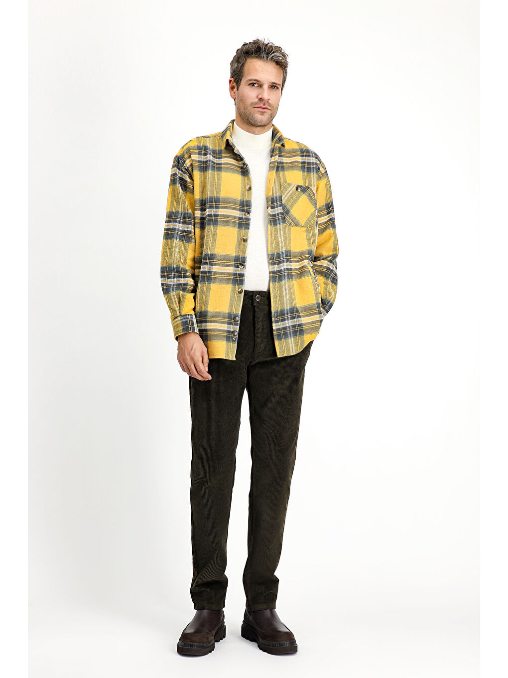 Haki Regular Fit Pamuk Kadife Pantolon-1