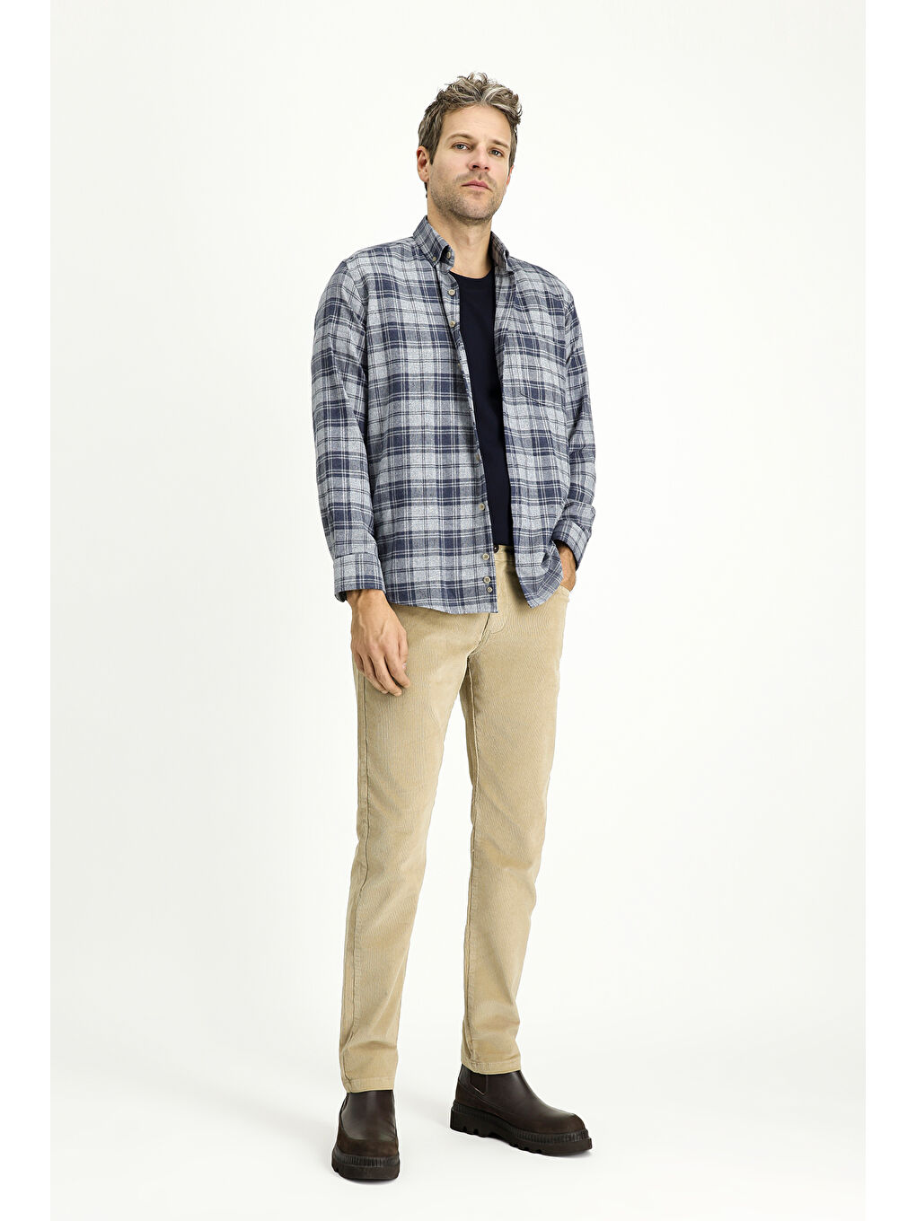 Bej Slim Fit Dar Kesim Elastanlı Kadife Pantolon