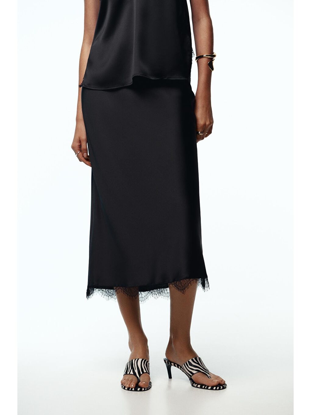 Siyah Saten Dantelli Midi Boy Kadın Etek Mg2538-2