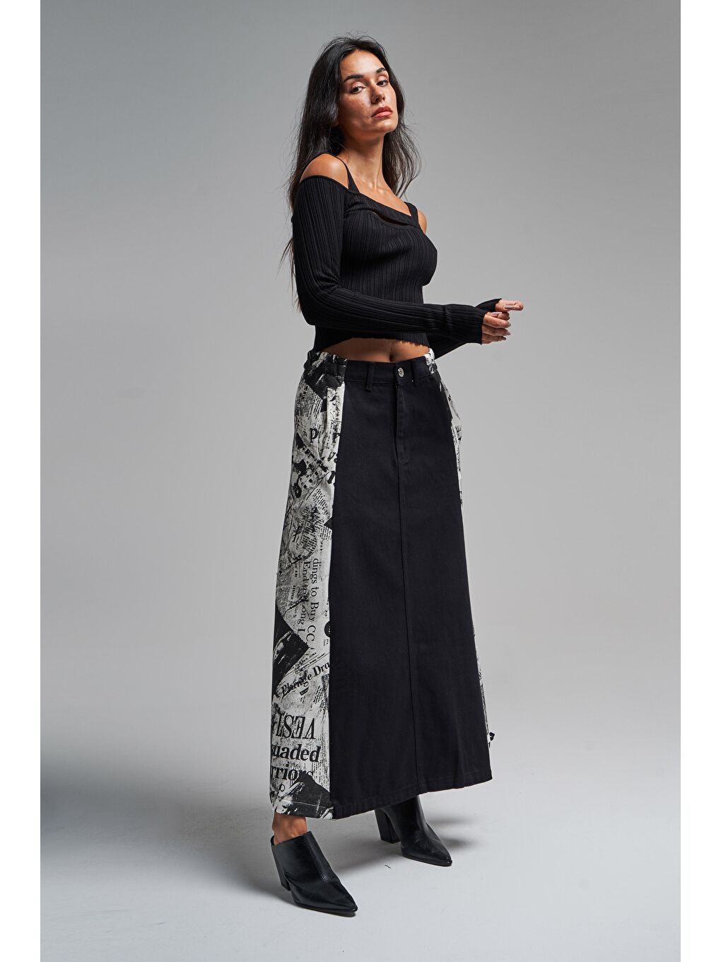 Kadın Siyah Renk Parçalı Kumaş A Kesim Tasarım Etek-3