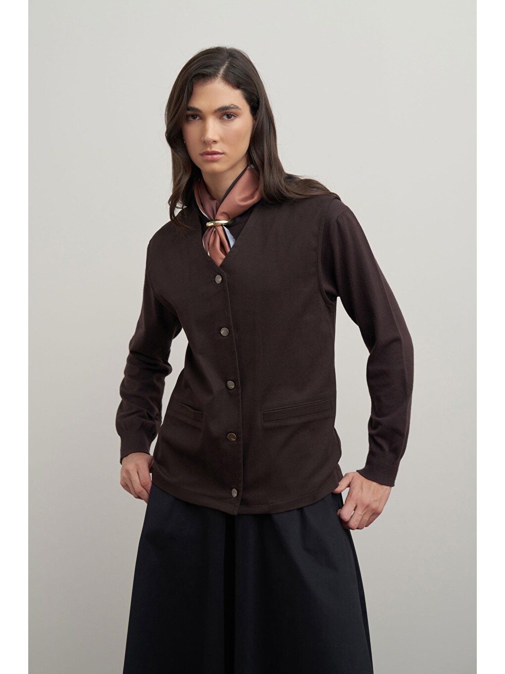 Kahverengi Acı Kahve-v Yaka Düğmeli Gabardin Yelek-4