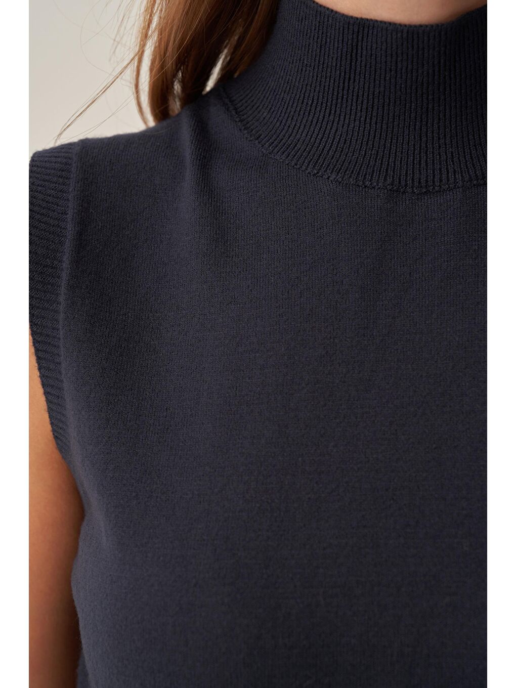 Lacivert-Yarım Balıkçı Kolsuz Kazak-4