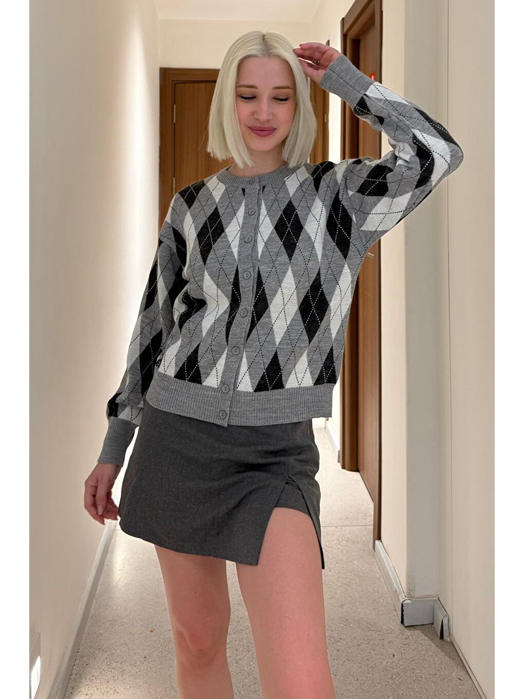 Gri Baklava Desenli Bisiklet Yaka Kadın Hırka Mg2496-3