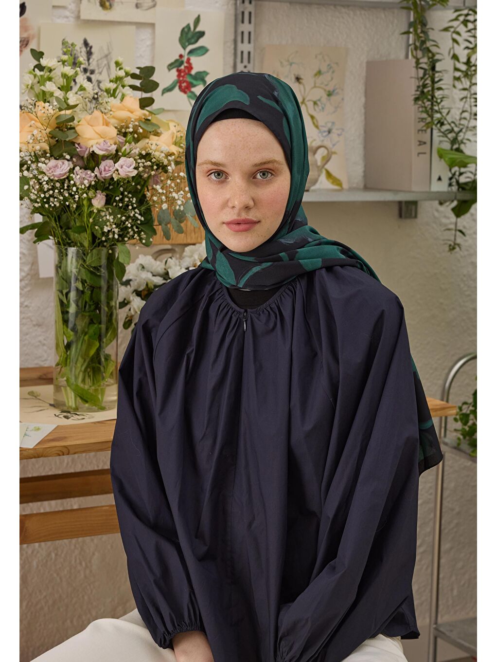 Dark Flower Desen Şal Lacivert-1