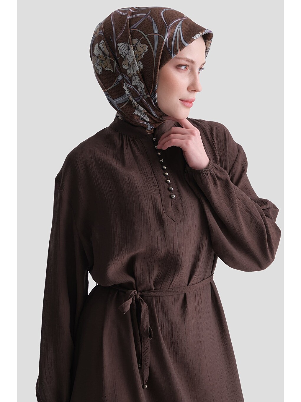 Kahverengi Düğme Detaylı Viskon Elbise Kahve-2