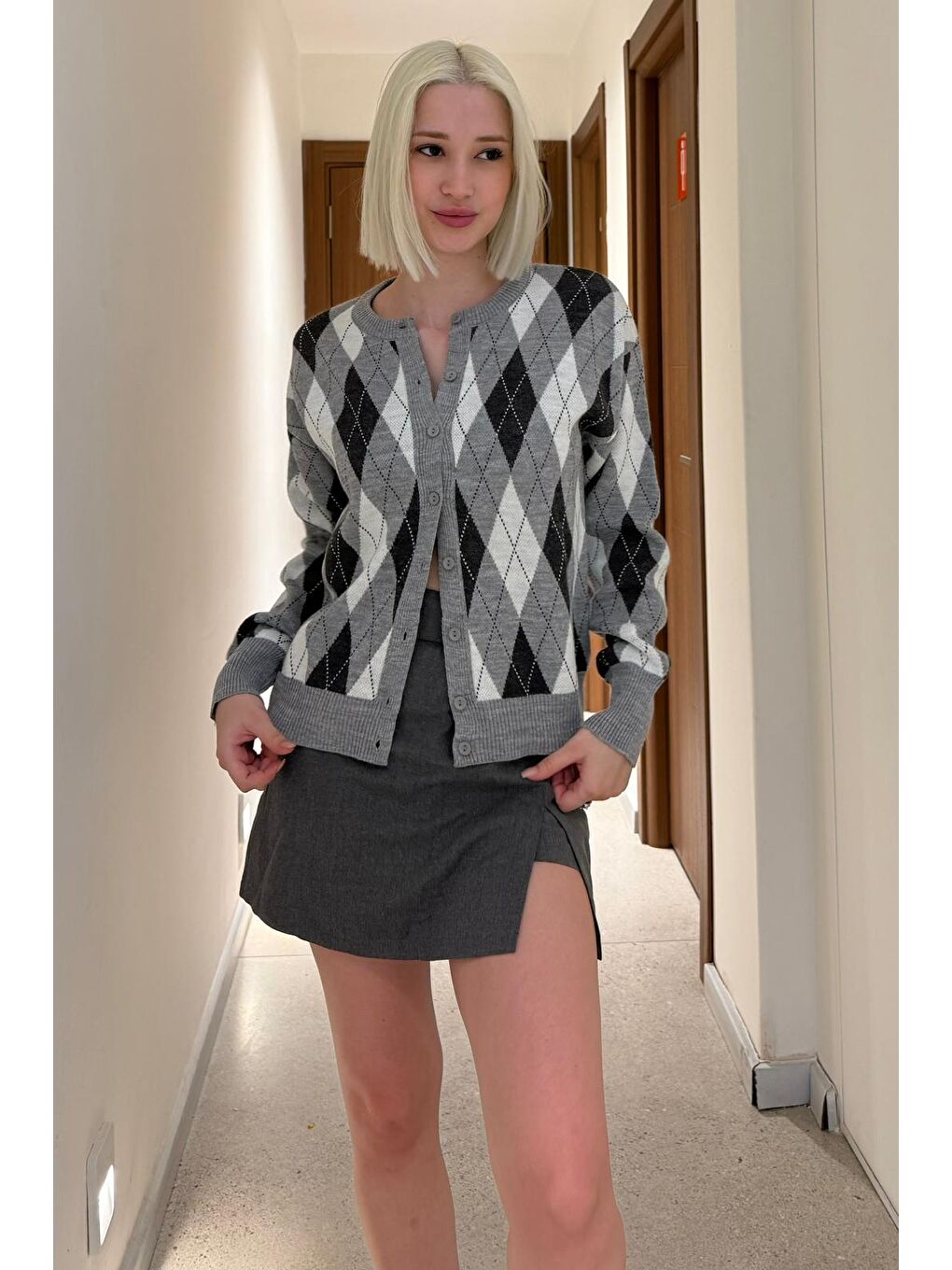 Gri Baklava Desenli Bisiklet Yaka Kadın Hırka Mg2496-5