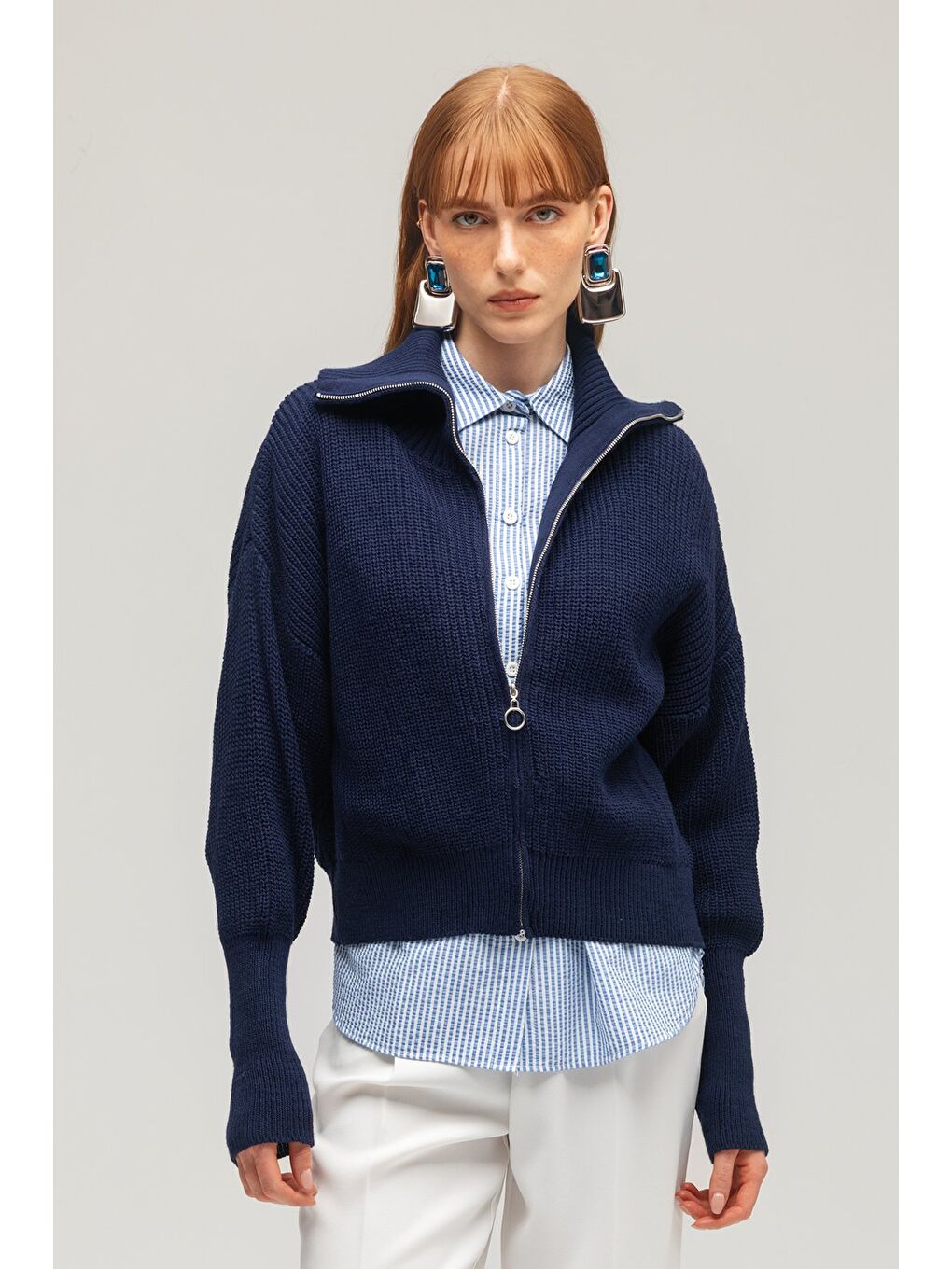 Lacivert Kadın Oversize Uzun Kollu Fermuarlı Yarım Balıkçı Yaka Triko Hırka-1