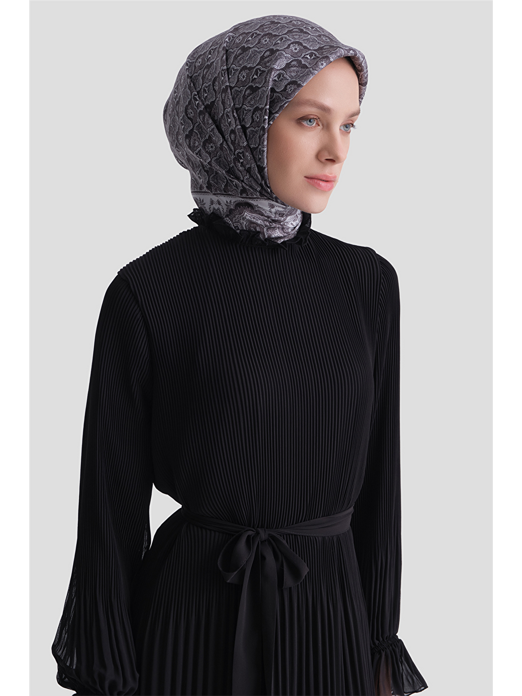 Piliseli Kuşaklı Elbise Siyah-2