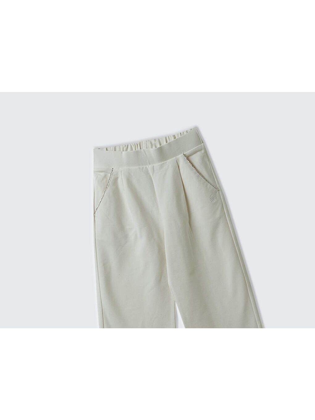 Kız Çocuk Ekru Önü Cepli Arkası Elastik Belli Düz Paça Eşofman Altı-1