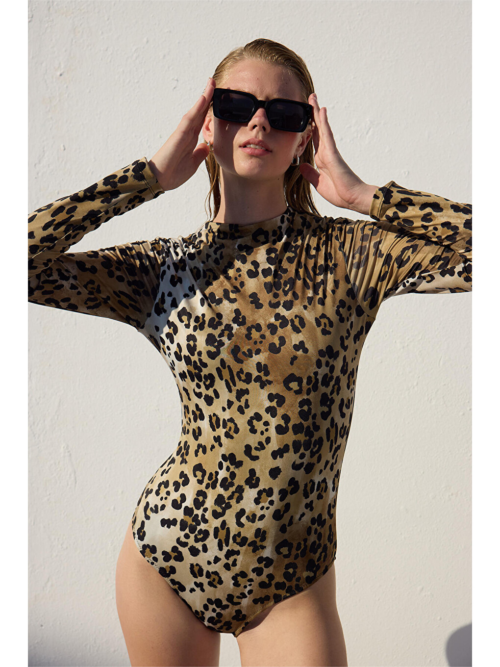 Kahverengi Desenli Yüzücü Surf Mayo Leopar