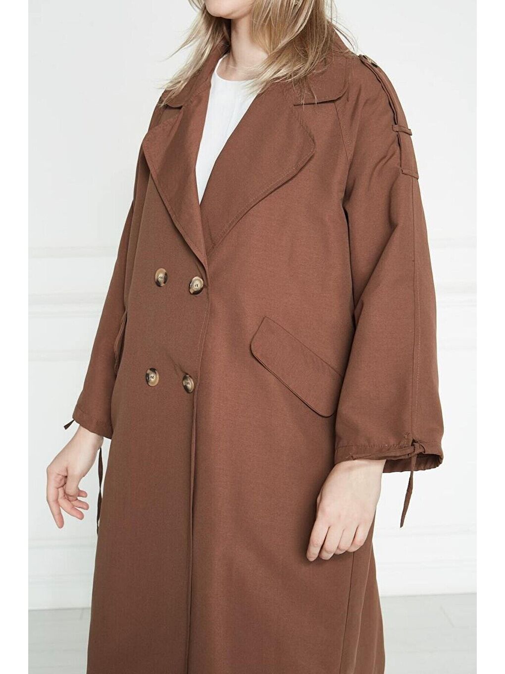 Kahverengi Kadın Astarsız Kolu Büzgülü Owersize Gabardin Trençkot-1