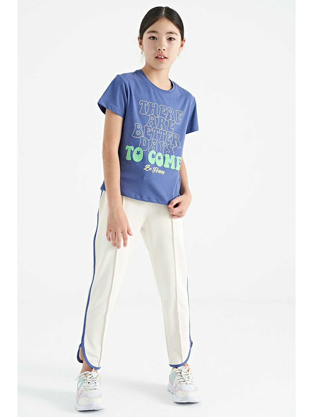 Mor Açık Eflatun O Yaka Yazı Baskılı Rahat Form Kısa Kollu Cropped Kız Çocuk Tişört - 75118-8