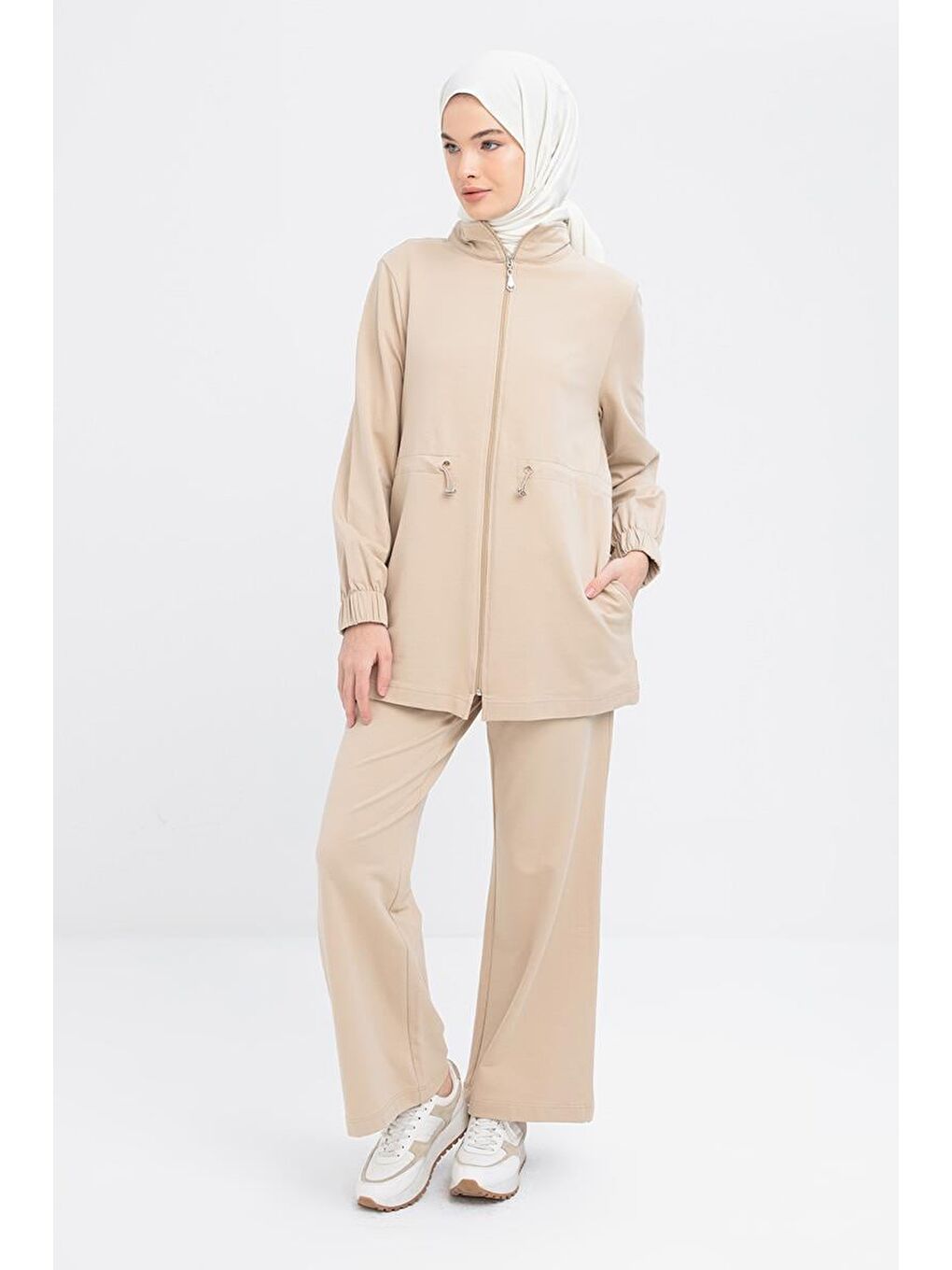 Bej-Belden Büzgülü Fermuarlı Eşofman Takımı-4