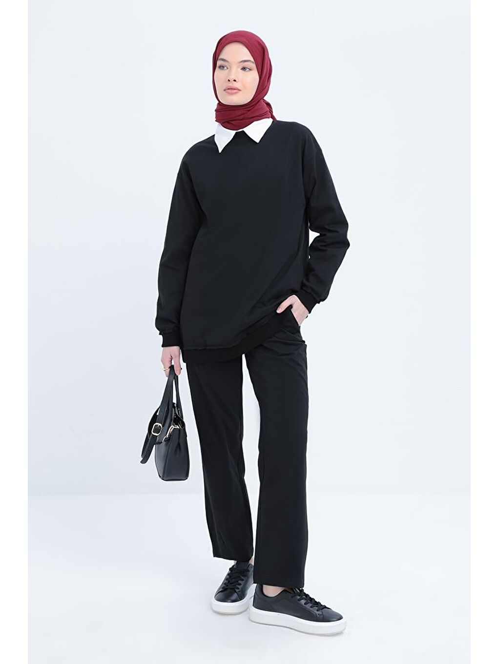 Siyah-Pis Dikişli Eşofman Takımı