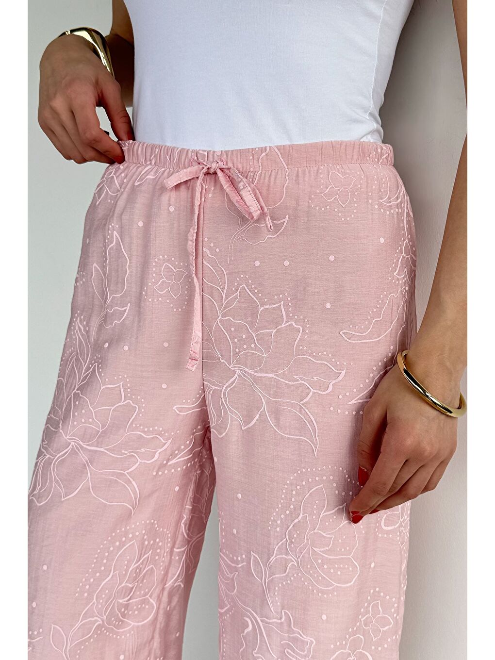 Pembe Kadın Bel Lastikli Kabartma Desenli Pantolon-3