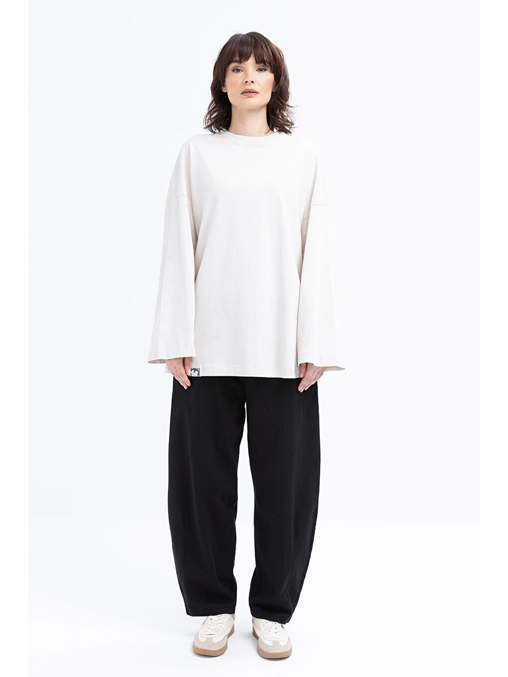 Bej Taş-Yakası Ribanalı Sweat-1