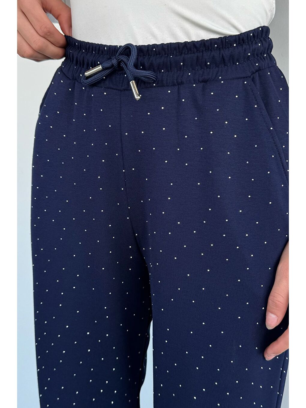 Lacivert Kadın Bel Lastikli Taş İşlemeli Pantolon-2