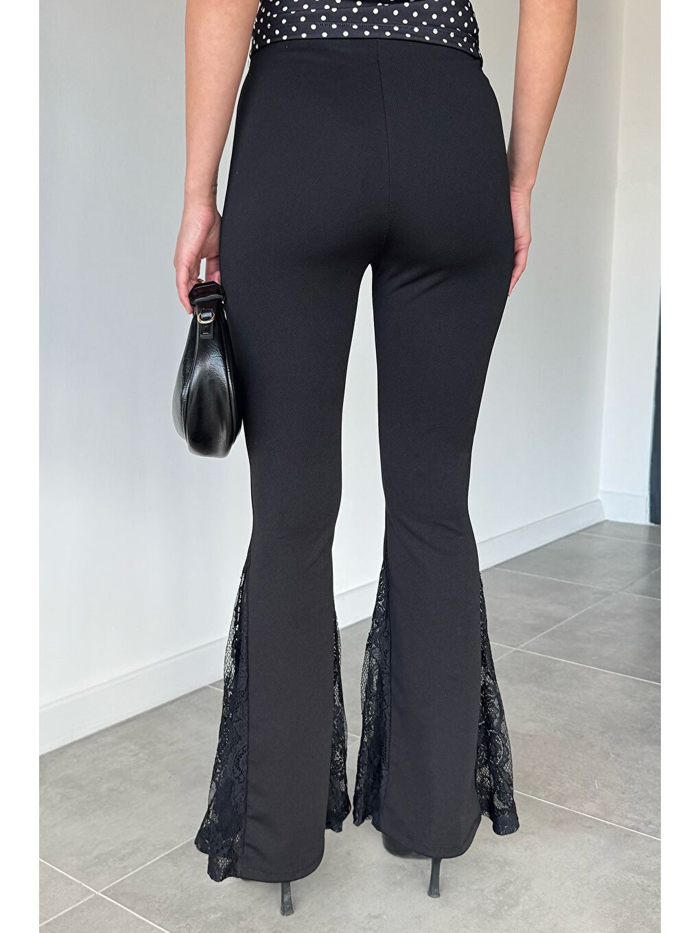 Siyah Kadın Dantelli İspanyol Paça Pantolon-2