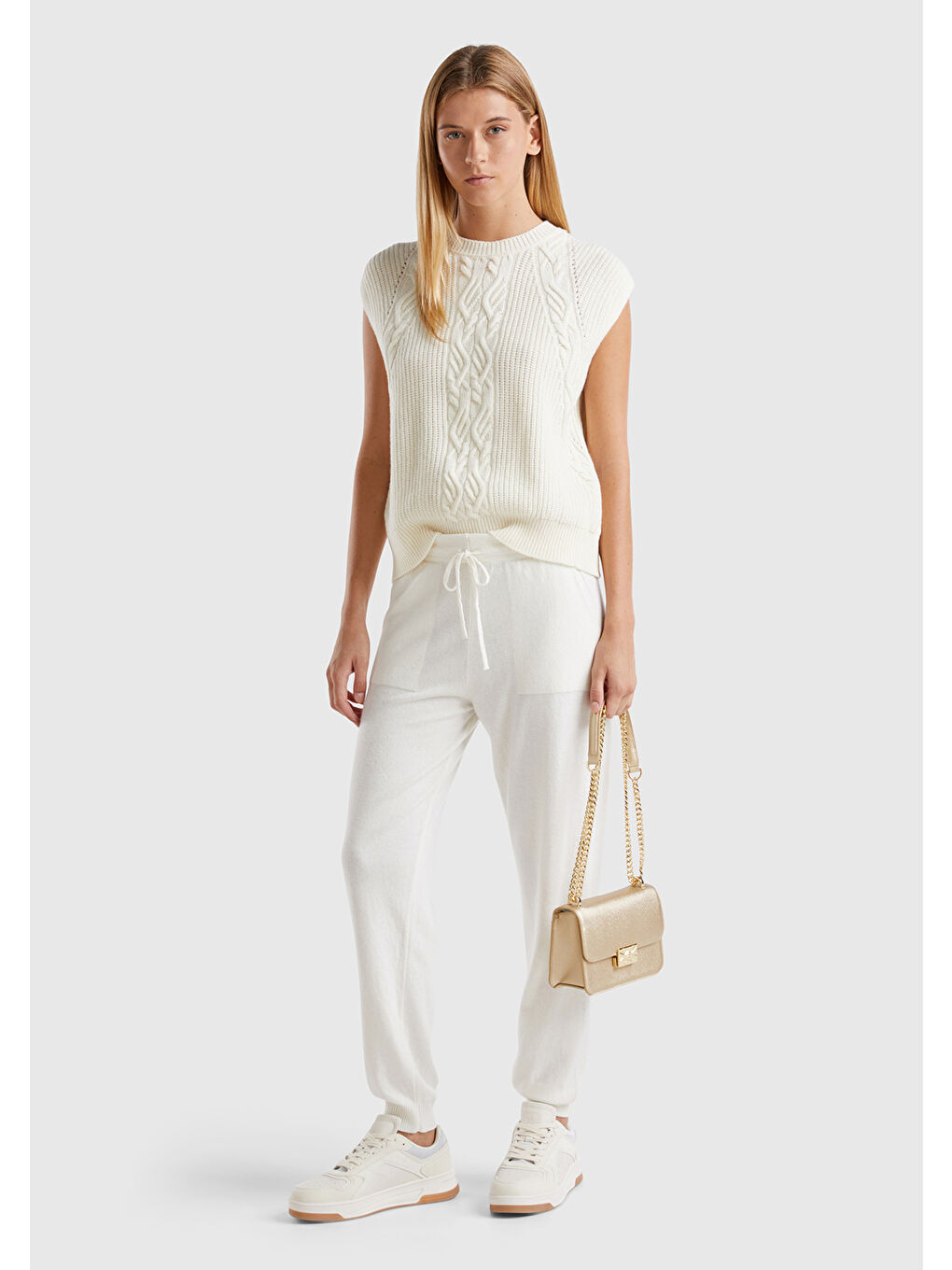 Ekru Kadın Krem Yün Karışımlı Örgü Motifli Yuvarlak Yaka Süveter-2