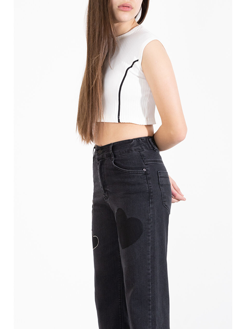 Siyah Beli Lastikli Geniş Paça Kalp Desenli Kız Çocuk Jean Pantolon 20407-5