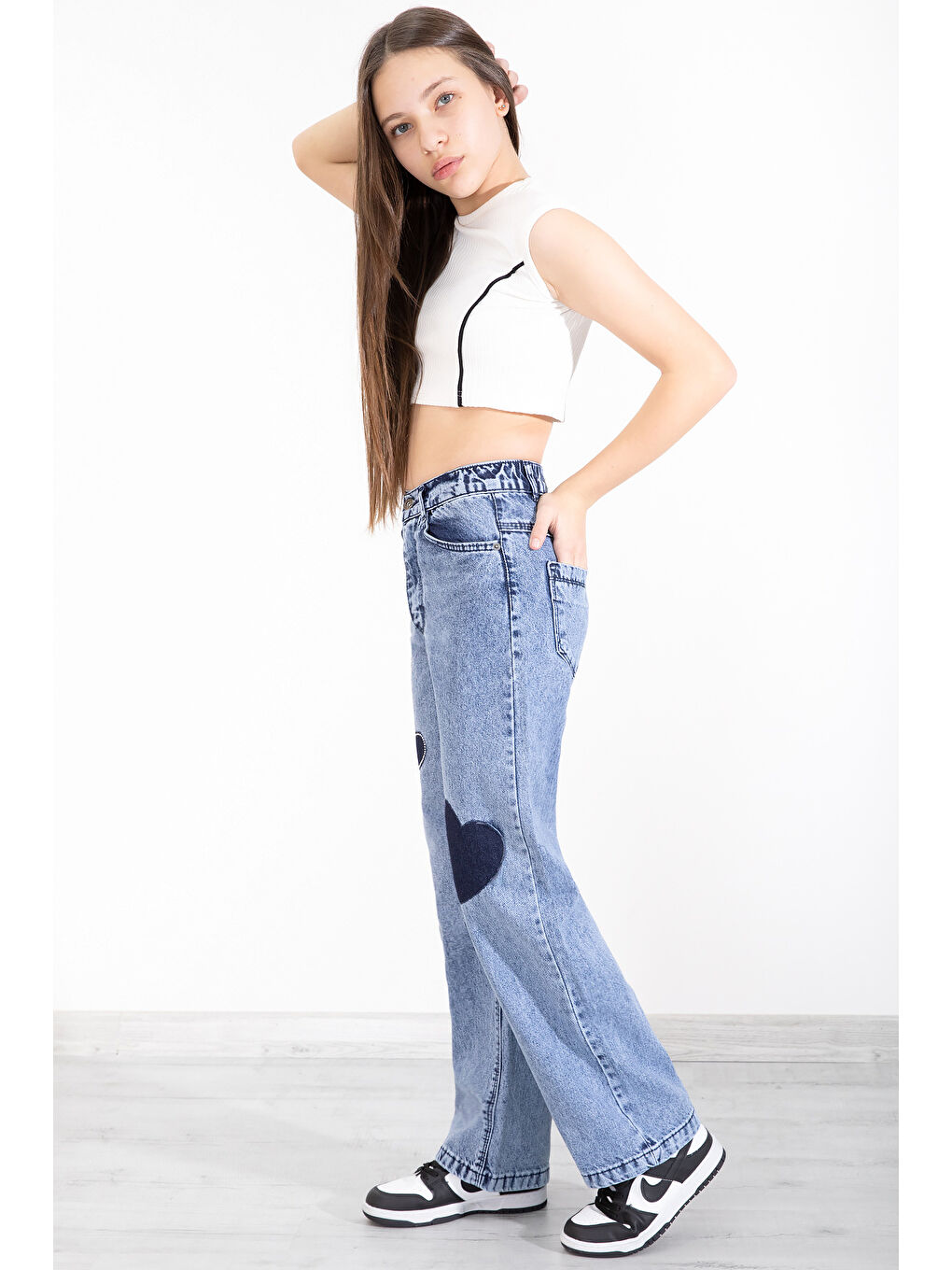 Mavi Beli Lastikli Geniş Paça Kalp Desenli Kız Çocuk Jean Pantolon 20406-2