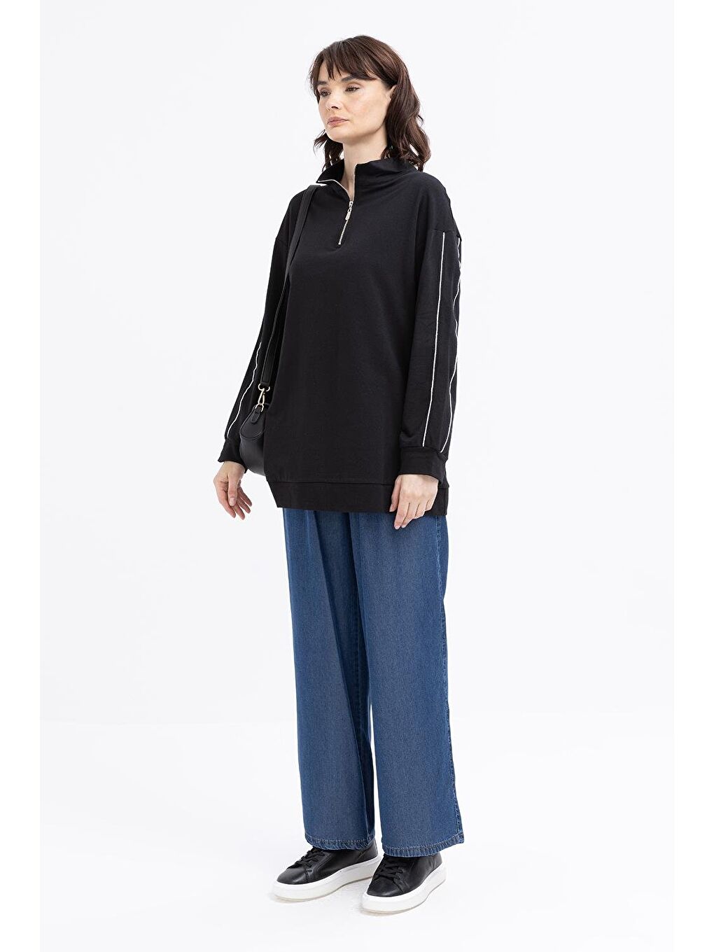 Siyah-Arabiyeli Fermuarlı Sweat-1