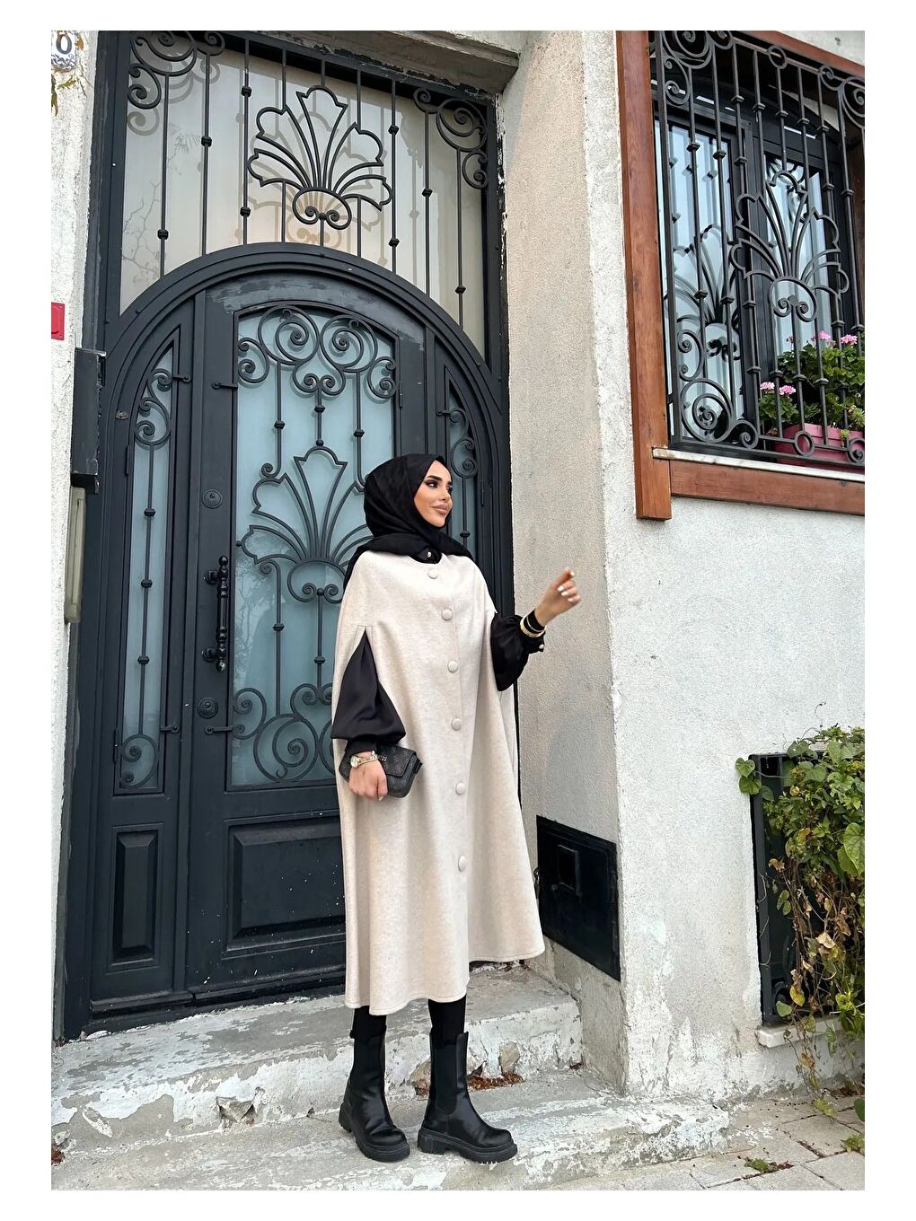 Ekru Kadın Trend Düğmeli Krem Kaşe Pelerin Panço-1