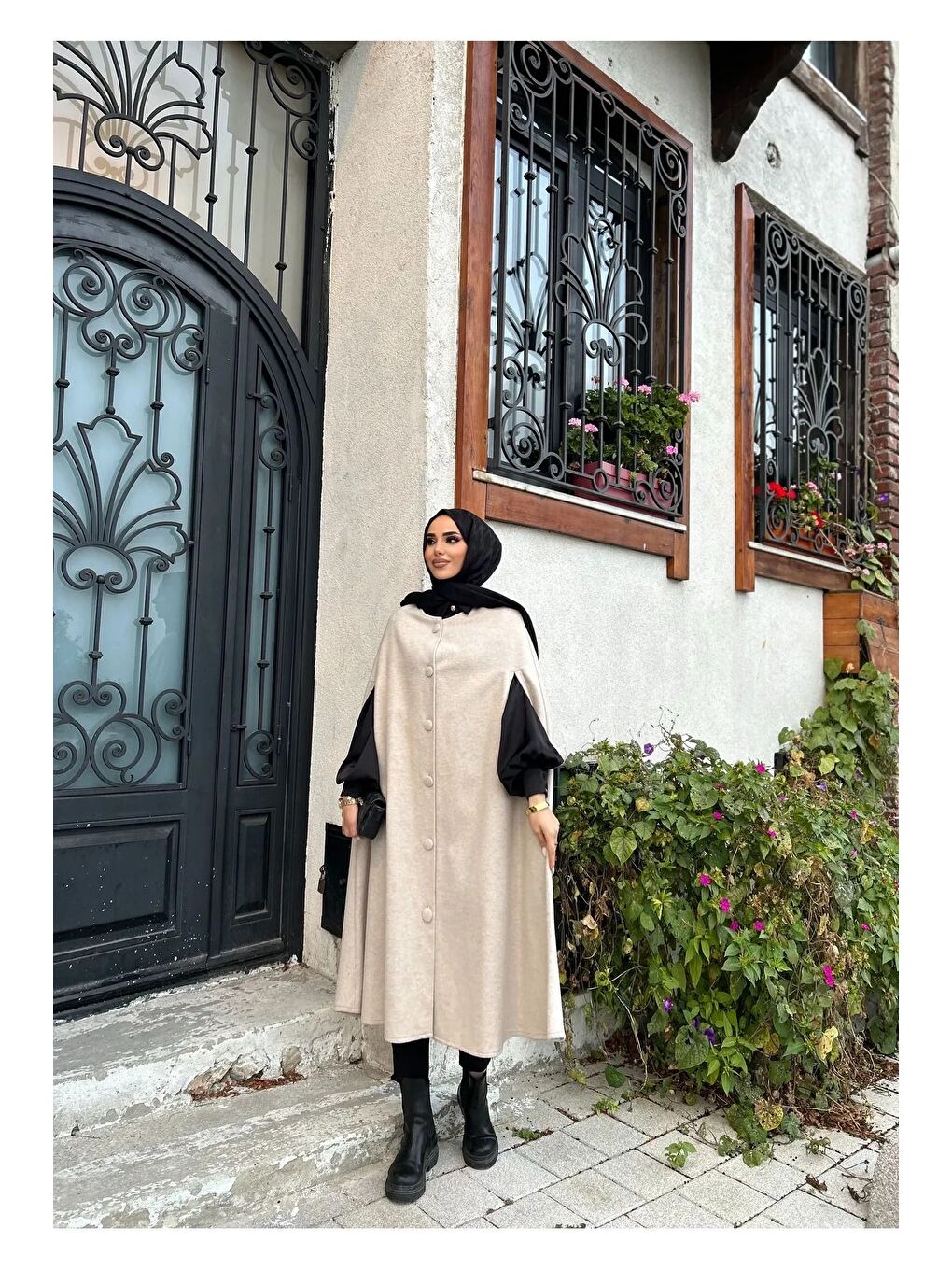 Ekru Kadın Trend Düğmeli Krem Kaşe Pelerin Panço-2